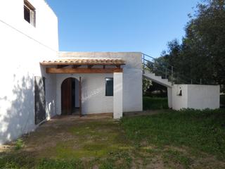Fondo rustico in Ariany. Finca rústica con vivienda y naves agrícolas en ariany.