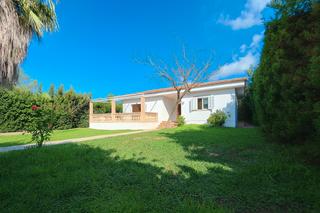 Chalet in Badia Blava-Badia Gran-Tolleric. **chalet unifamiliar en venta en bahía grande, llucmajor**