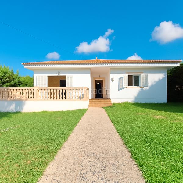 Foto dd4cb3e0-b5dc-4854-9748-042de1c9ae6d. Xalet amb xemeneia aparcament a Badia Blava-Badia Gran-Tolleric Llucmajor