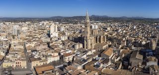 Flat in Manacor Centre. Piso amplio con parking y trastero en manacor