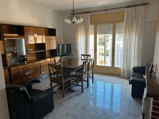 Piso en Maanet de Cabrenys. Fantstico piso cntrico de 106m2 con garaje.