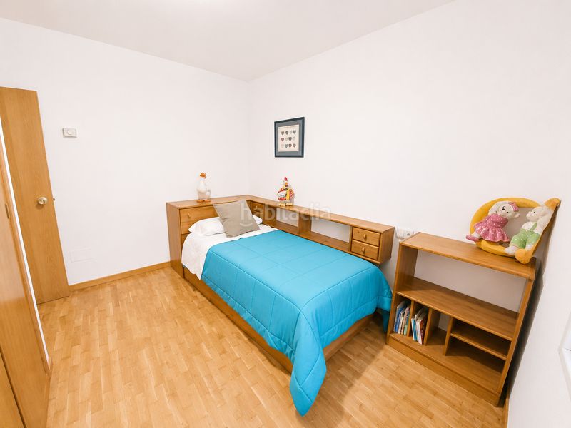 Foto 155195ea-de9b-46ed-9bda-4b1e1e2b15c6. Casa aparellada amb xemeneia calefacció aparcament a Maçanet de Cabrenys