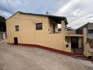 Lloguer Casa a Urbanitzacio prat del pont 3. Casa en alquiler en maçanet de cabrenys