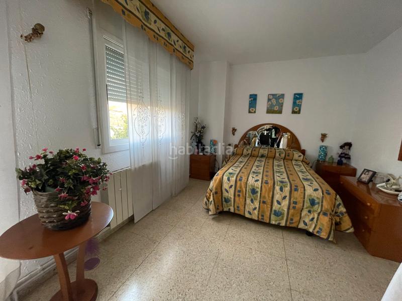 Foto dcdfc004-afc2-431f-a3a5-2b014199f59d. Reihenhaus mit heizung parking in Abrera