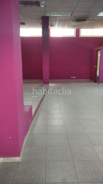 Foto 5dea6cf1-8195-4dab-b1fa-9766aa7a4a16. Local comercial amb calefacció a Olesa de Montserrat
