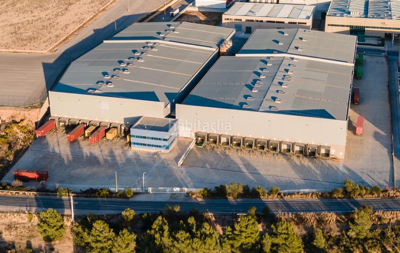 Foto e02904e0-839b-4eba-abc1-106bdd11cf08. Affitto capannone industriale con riscaldamento in Bisbal del Penedès (La)