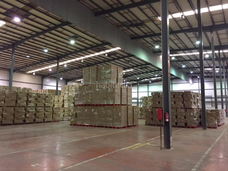 Foto 1601351a-1aaa-452f-b517-e949ff12c830. Alquiler nave industrial alquiler de nave industrial en calle dels boters en Bisbal del Penedès (La)