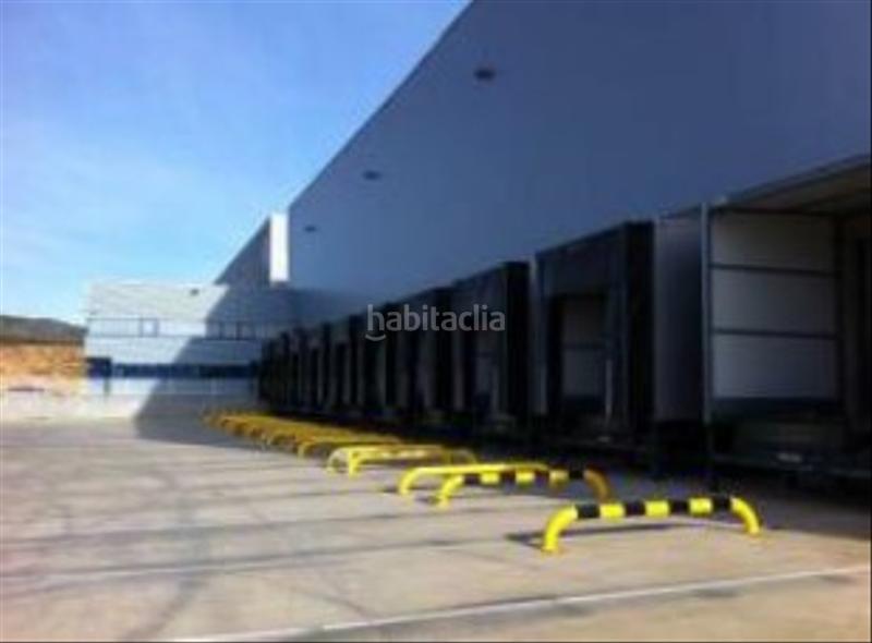 Foto bf7c30d3-8525-4e36-9907-8e12151f5e88. Alquiler nave industrial alquiler de nave industrial en calle dels boters en Bisbal del Penedès (La)
