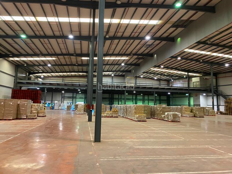 Foto e6b56658-1035-485f-9e28-5044744148a9. Alquiler nave industrial alquiler de nave industrial en calle dels boters en Bisbal del Penedès (La)