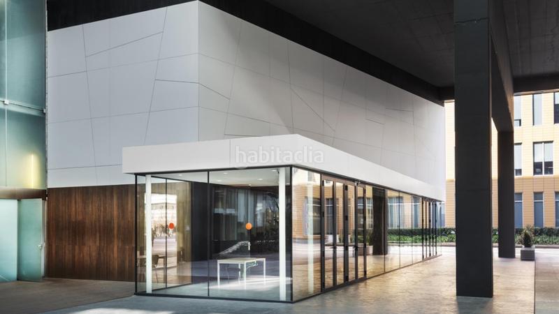Foto c27e1d10-777c-41cb-8ca1-454e49a7e42f. Miete büro in n/a in Almeda - El Corte Inglés Cornellà de Llobregat
