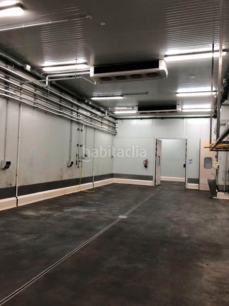 Foto 555477f6-f481-4497-a333-6375a0cb3dc3. Fabrikhalle mit heizung in Zona Franca - Port Barcelona