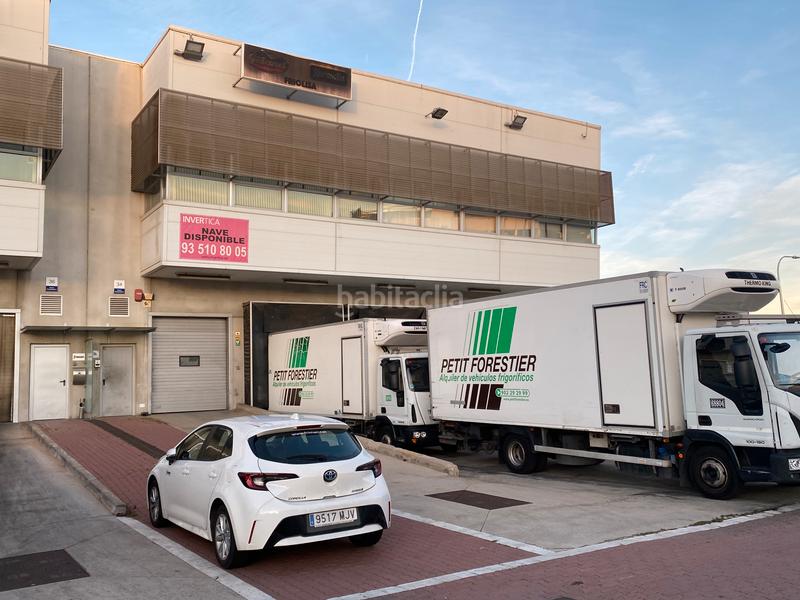 Foto cd3c0c2f-67bf-4abe-b72d-3eb787c9bba4. Fabrikhalle mit heizung in Zona Franca - Port Barcelona