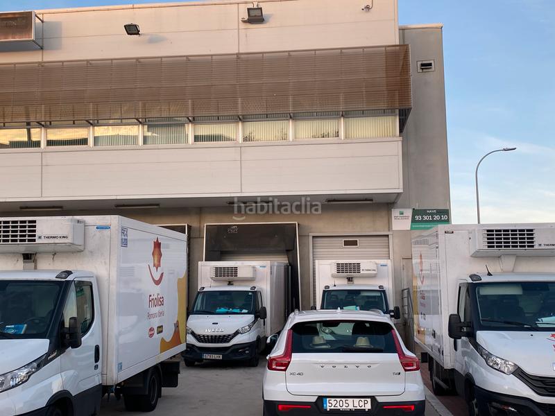 Foto fe843528-5b00-4d6b-8721-9f8b1c5b96e1. Fabrikhalle mit heizung in Zona Franca - Port Barcelona