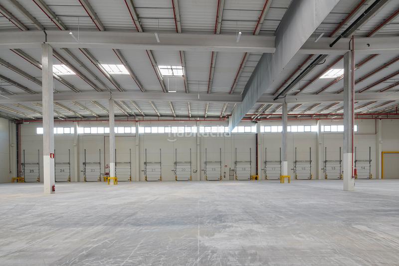 Foto 057a4208-7f7f-41eb-9810-e7b081cad6d7. Affitto capannone industriale con riscaldamento in Santa Oliva