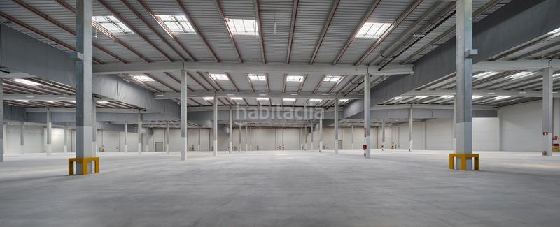 Foto 1bd795fc-72f9-4be6-9cb8-32d8c4a40015. Affitto capannone industriale con riscaldamento in Santa Oliva