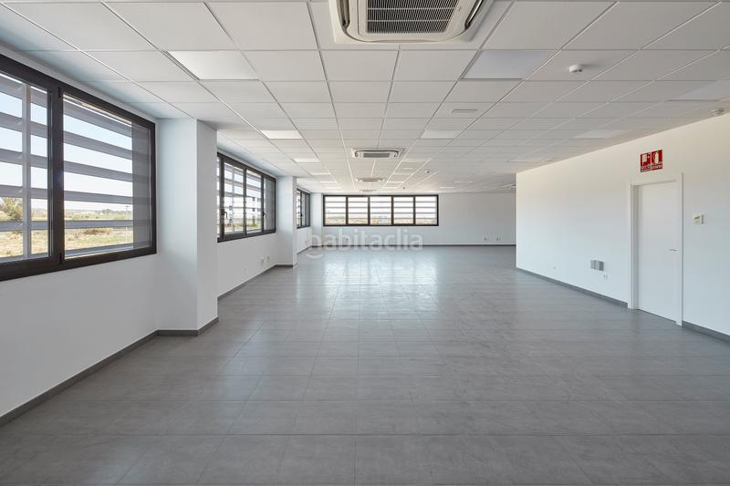 Foto 7863b76e-88fd-418c-9c84-e3b22475b28b. Affitto capannone industriale con riscaldamento in Santa Oliva