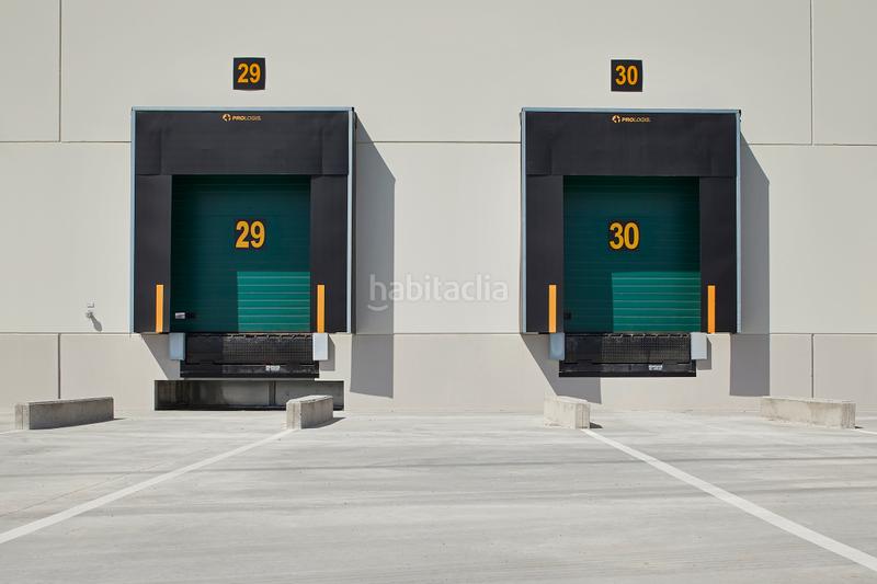 Foto b4d402fa-f86c-405c-bf64-02530fe7c126. Affitto capannone industriale con riscaldamento in Santa Oliva