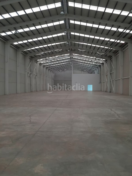 Foto 5b75ff5b-0b91-486d-b579-d5e804b36b78. Location bâtiment à usage industriel dans Museros