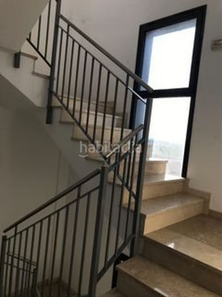 Foto 4353b744-ca9f-4a6d-8408-059490367b61. Location bureau avec parking dans Riba - roja de Túria