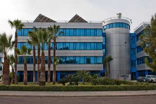 Location Bureau à N/a. Oficina en alquiler