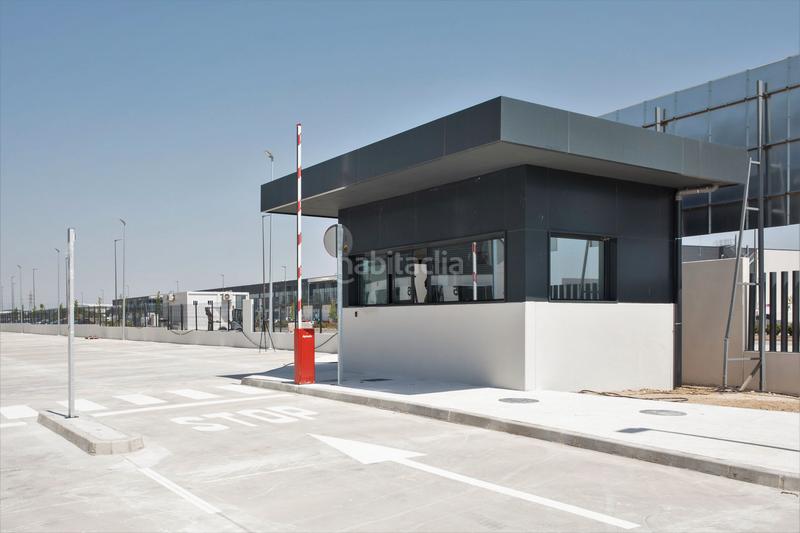 Foto e853a630-3fca-49bc-a168-eee42881593d. Rent industrial building in ronda sur 1 in Parque Cataluña Torrejón de Ardoz