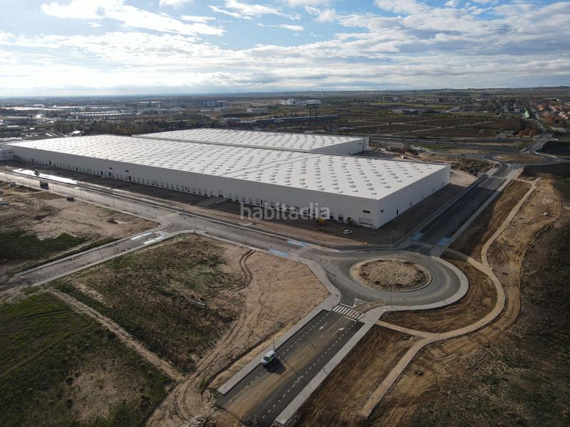 Foto 1d899026-2ee8-4b25-babd-8fe4fe343968. Rent industrial building in a-42 66 in La Dehesa de Moratalaz Illescas