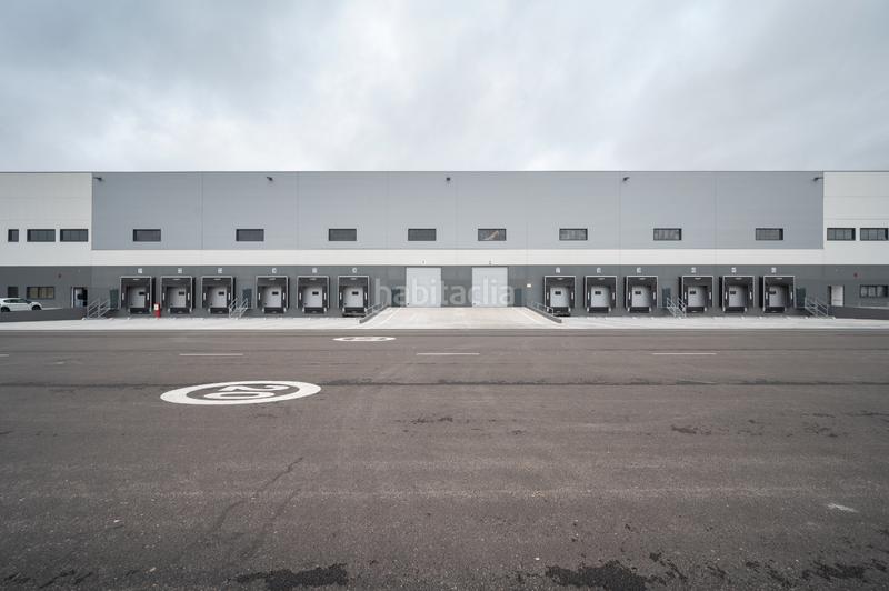 Foto 5b3b8eb3-4378-4919-a825-ad2cf1a5bcd9. Rent industrial building in camino de los afligidos 4 in Alcalá de Henares
