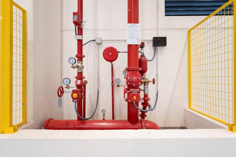 Foto 666365e3-1067-4346-9046-10ea3dad8764. Rent industrial building in camino de los afligidos 4 in Alcalá de Henares