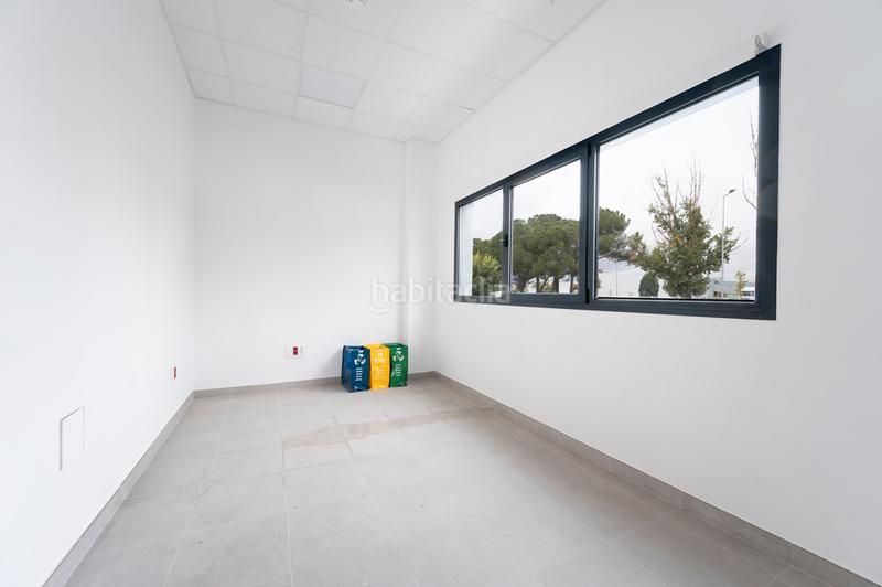 Foto d1aa889c-f6c6-400c-9348-8d476f1b97ea. Rent industrial building in camino de los afligidos 4 in Alcalá de Henares