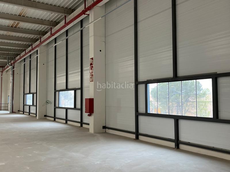 Foto f02b3ae0-7144-443d-a210-f71d7903a6c7. Rent industrial building in camino de los afligidos 4 in Alcalá de Henares