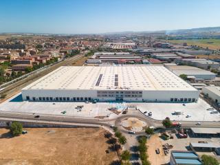 Location Bâtiment à usage industriel à Calle la informática 44. Centro logístico en azuqueca con disponibilidad inmediata.