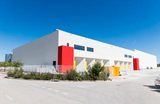 Lloguer Nau industrial a Calle provisional atalayuela tres 32. Nave logística en polígono industrial la atalayuela disponible