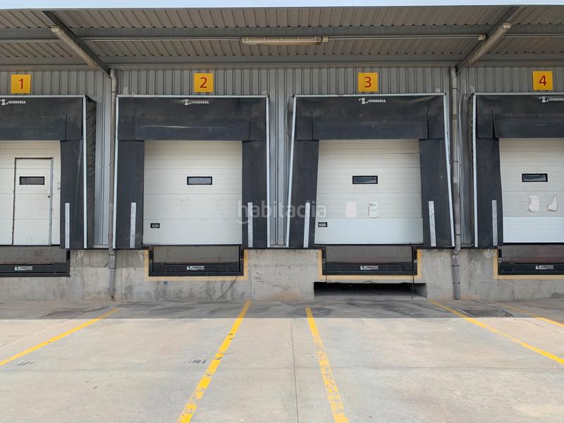 Foto 459e4310-d01e-4008-8ce0-657dc2865943. Lloguer nau industrial a calle de rumanía 1 a El Barral Ferial Coslada