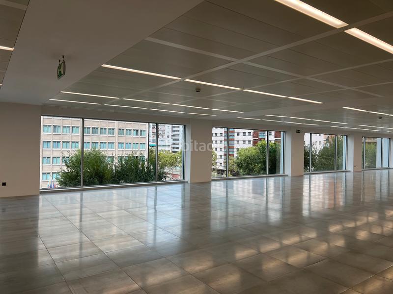 Foto a3eb36f7-582d-4547-a153-3bc5973ea810. Location bureau dans paseo de la castellana 163 dans Madrid