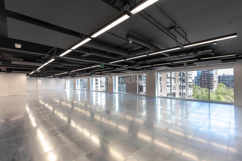 Foto cc897dbb-c56f-4bd3-8ae2-c8eeaaefb6ad. Location bureau dans paseo de la castellana 163 dans Madrid