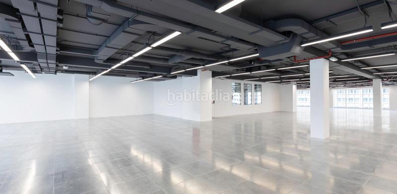 Foto 17974e7b-b975-44e9-80c0-08097f5b30a3. Rent office space in paseo de la castellana 163 in Madrid