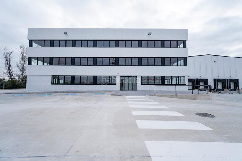 Foto 70f1682c-be78-499a-ab54-4c3d40d1da9a. Lloguer nau industrial a calle de rey pastor 19a a Leganés