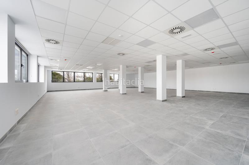 Foto 224c75a9-ebca-472e-a4a2-75a2ce406fa2. Location bâtiment à usage industriel dans calle de rey pastor 19a dans Leganés