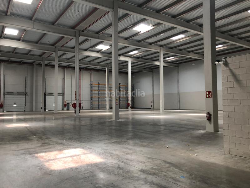 Foto c737fe06-434b-4f48-b187-2e627cbdc600. Miete fabrikhalle in calle de los tapiceros 1 in Montserrat-Parque Empresarial San Fernando de Henares