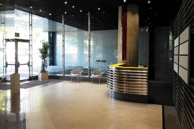 Foto ce15b257-b82a-44c2-8a3e-b0010684e4a9. Rent office space in calle de maría de molina 40 in Madrid