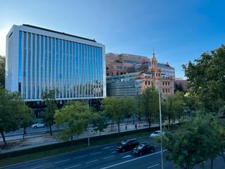 Rent Office space in Paseo de la castellana 36. Edificio exclusivo de oficinas en pleno eje de la castellana