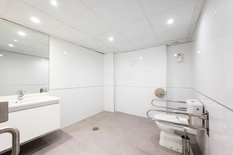 Foto dd2f0d7e-5a77-426c-b2ef-3a3fad59e2e4. Location bureau dans calle de la princesa 29 dans Argüelles Madrid