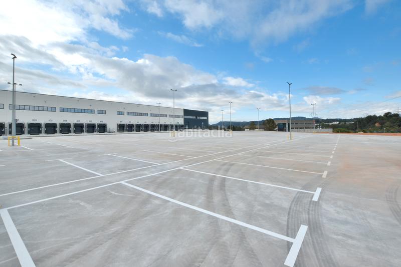 Foto 5581d427-475f-4f72-af22-9eafc670624a. Alquiler nave industrial en carrer circumval•lació 3 alquiler de nave en Castellbisbal