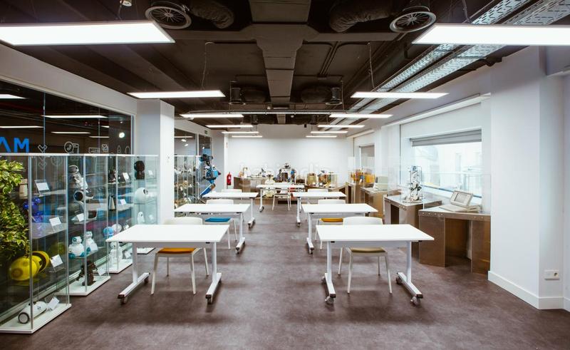 Foto cc0d81c8-bf5d-4bd0-a769-1620ff46bfc9. Affitto ufficio in calle de torregalindo 1 in Nueva España Madrid