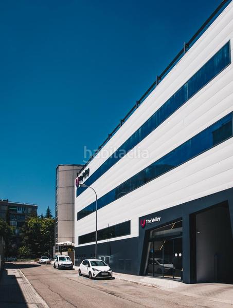 Foto 75dce76f-785b-4911-a523-2c2e18517853. Rent office space in calle de torregalindo 1 in Nueva España Madrid