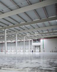 Lloguer Nau industrial a Calle puerto de gandía 25. Nave logística en alquiler