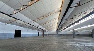 Lloguer Nau industrial  Carrer can clapers. Alquiler de nave en sentmenat