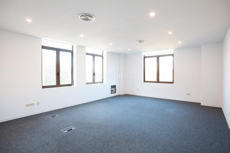 Foto 1212f216-ee2a-4411-9138-0e400faea6e9. Location bureau dans plaça de catalunya 21 dans Gòtic Barcelona