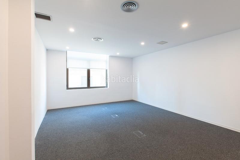 Foto 40f00d51-626d-421e-a2ec-50e447d68865. Rent office space in plaça de catalunya 21 in Gòtic Barcelona