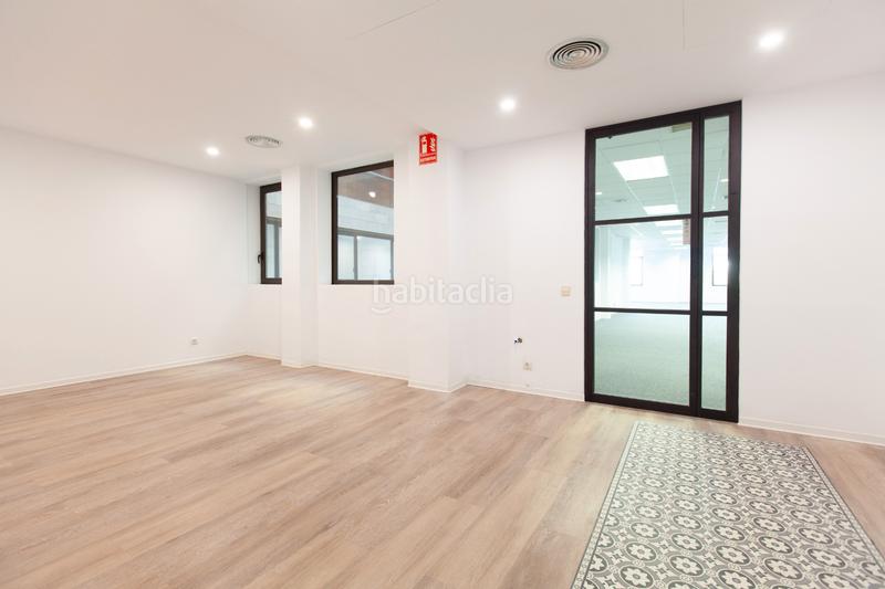 Foto e1c54b87-8e9d-483a-9905-d2ddfc12ad55. Rent office space in plaça de catalunya 21 in Gòtic Barcelona